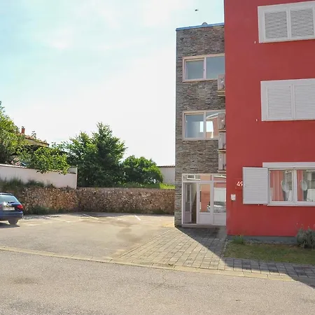 Vile Palit Ksenija Rab Town